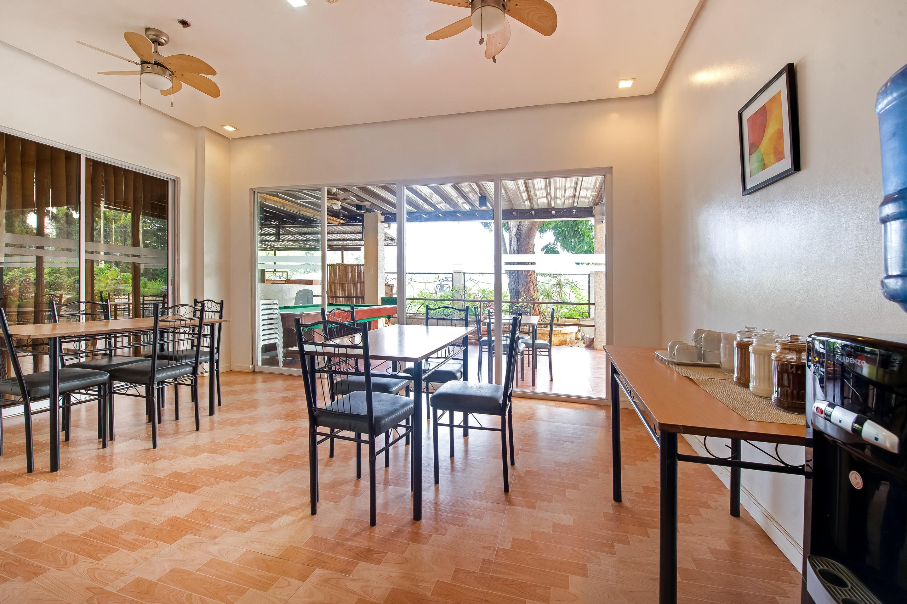 Royale Parc Hotel Puerto Princesa Palawan Екстериор снимка